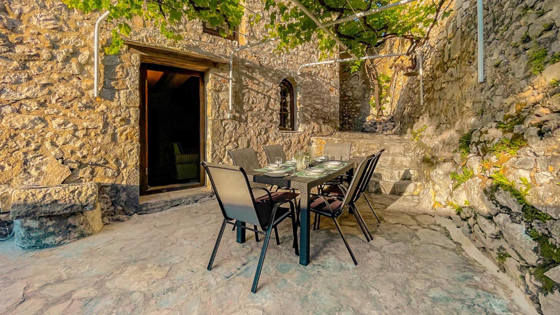 Villa Historic Pocitelj With Pool And Incredible Views On The River And Landmarks 외부 사진